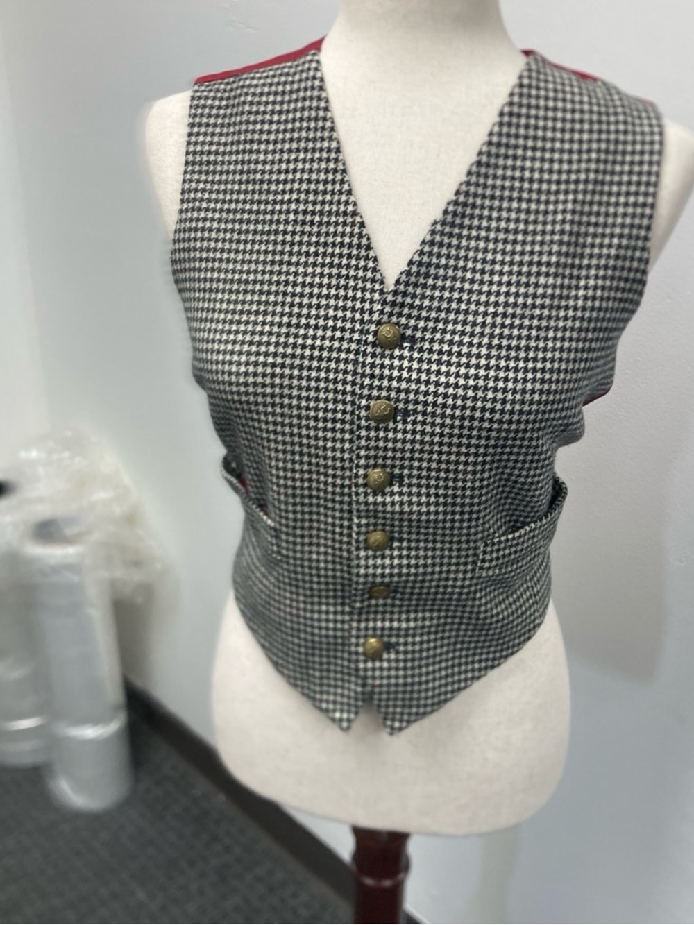 Vintage Moschino 100% Lambswool Houndstooth Vest Top